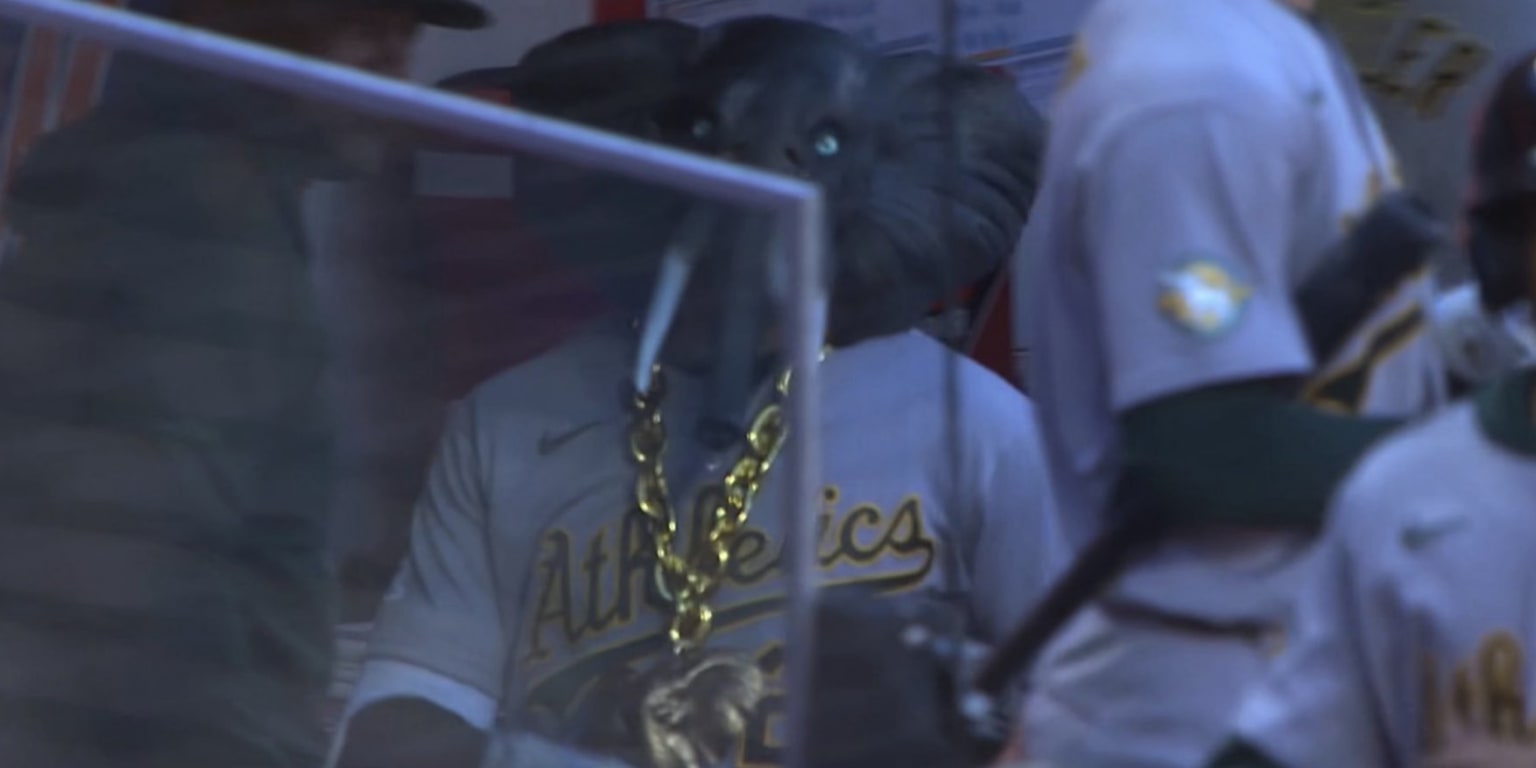 A’s debut wild new HR celebration with gold chain and elephant mask