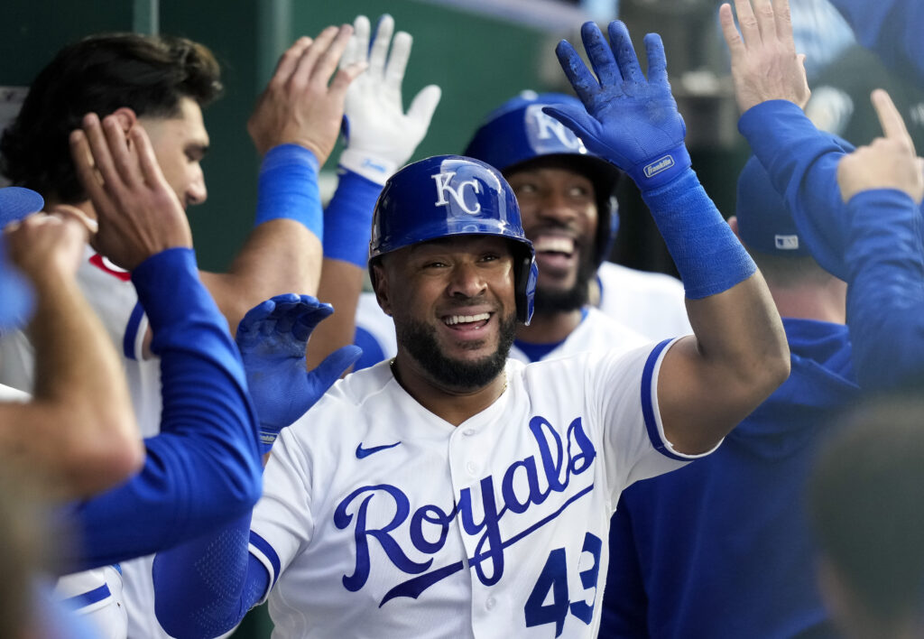 Kansas City Outrights Elias Díaz, Sheds Catcher Depth