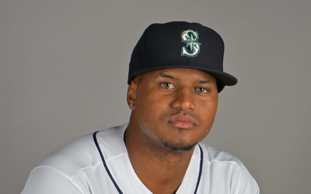 Mariners Recall Robinson Ortiz and Select Brennen Davis for Roster Adjustments