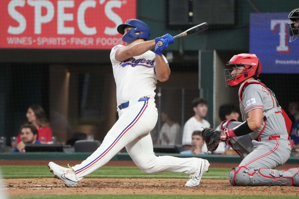 Rangers' Wyatt Langford Exits After Homer, Suffers Quad Tightness