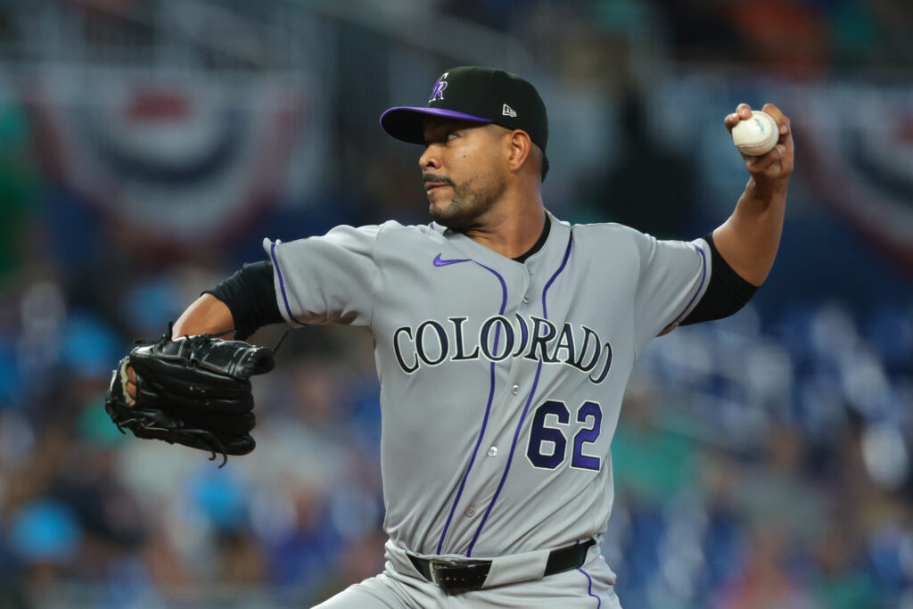 Rockies Send Quintana to IL; Recall Herrera in Wake of Injuries