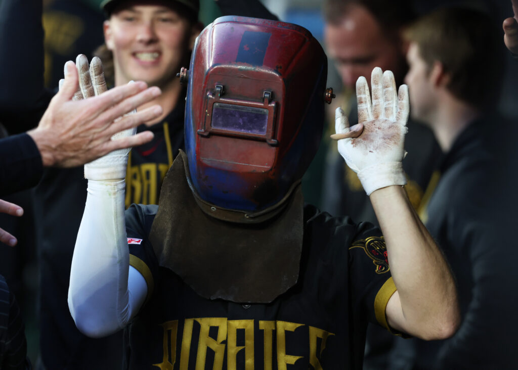 Yankees Without Judge Face Key Trade Decisions as Free Agency Looms