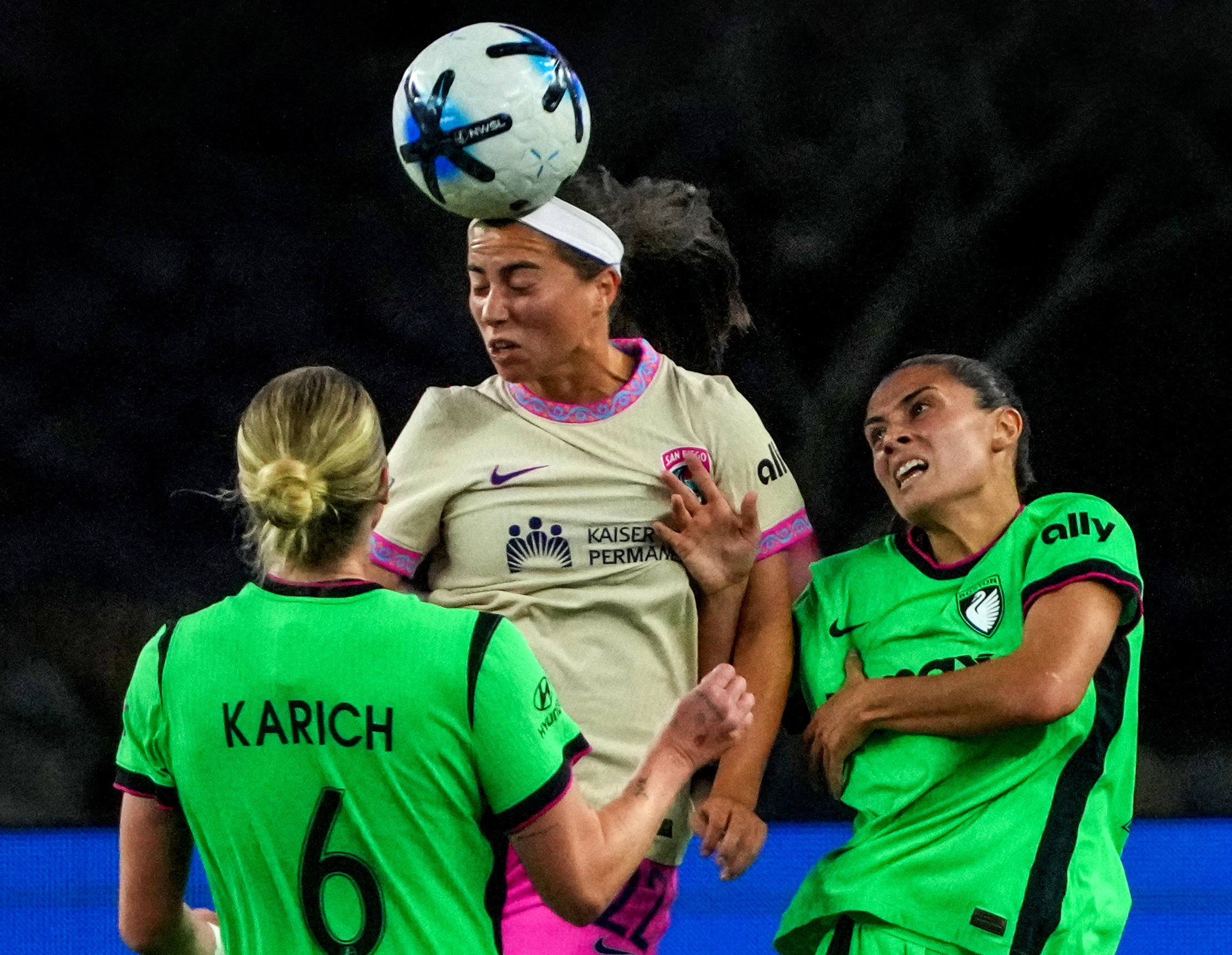 San Diego Wave 3, Denver Summit 2: Lia Godfrey Scores Twice to Fuel Wave's Rise