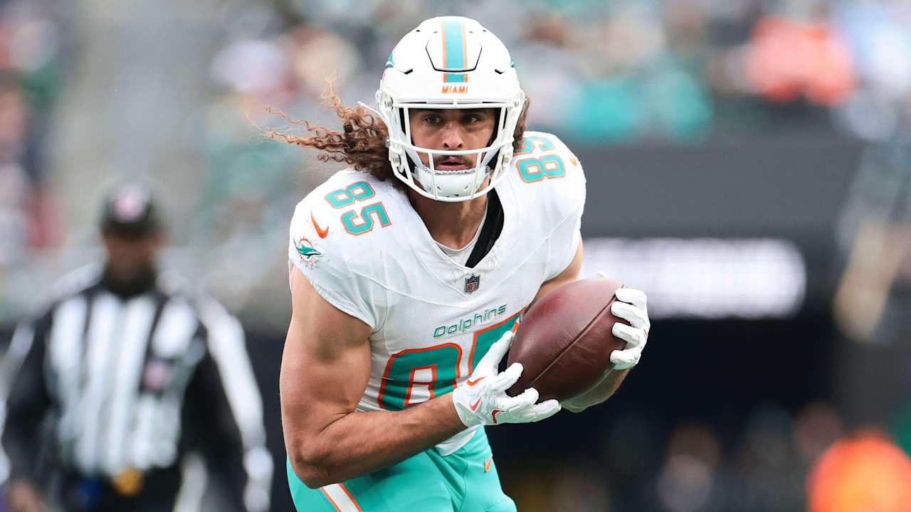 Dolphins GM Jon-Eric Sullivan Names Greg Dulcich as 2026 Breakout Candidate