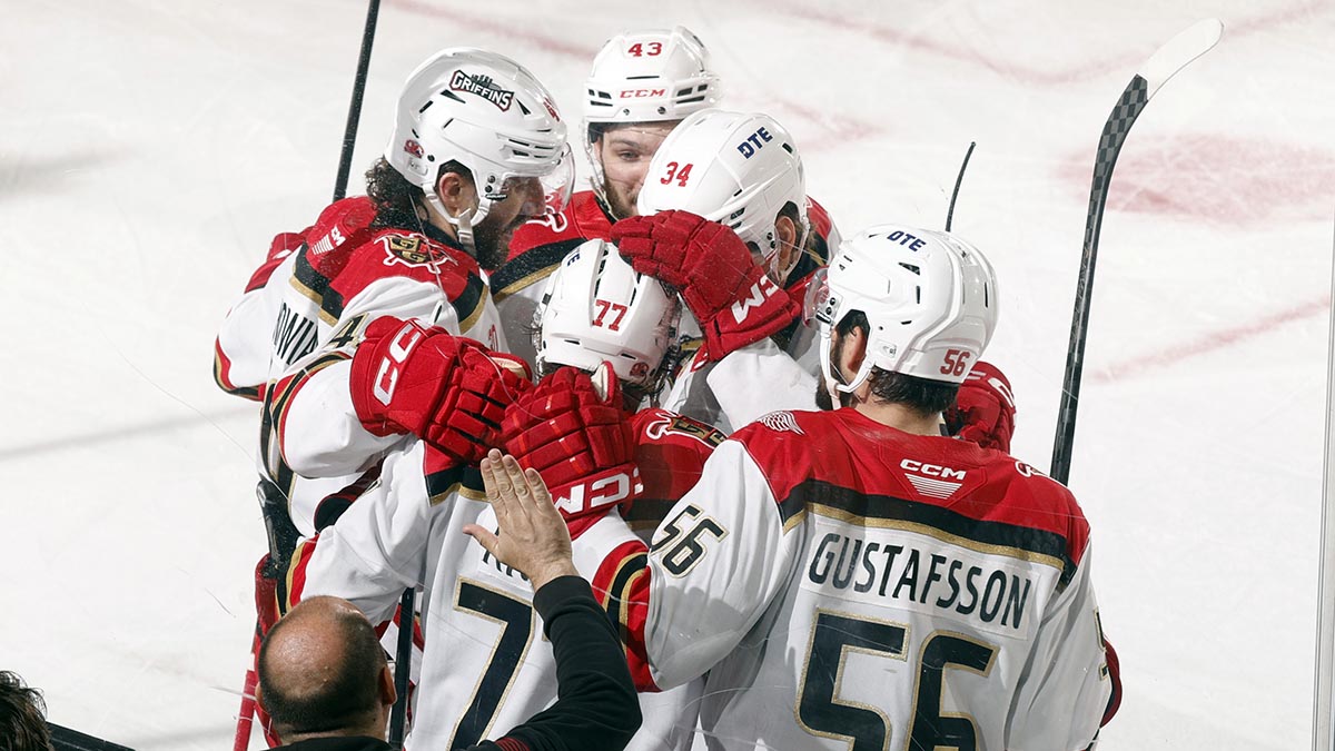 Brandsegg-Nygård’s OT Goal Lifts Griffins Over Wolves in Game 3 Thriller