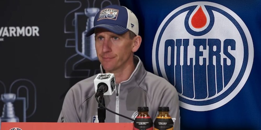 Image 1 for Kris Knoblauch Weighs Return to NHL Coaching Amid Open Jobs in Vancouver, Toronto, and LA