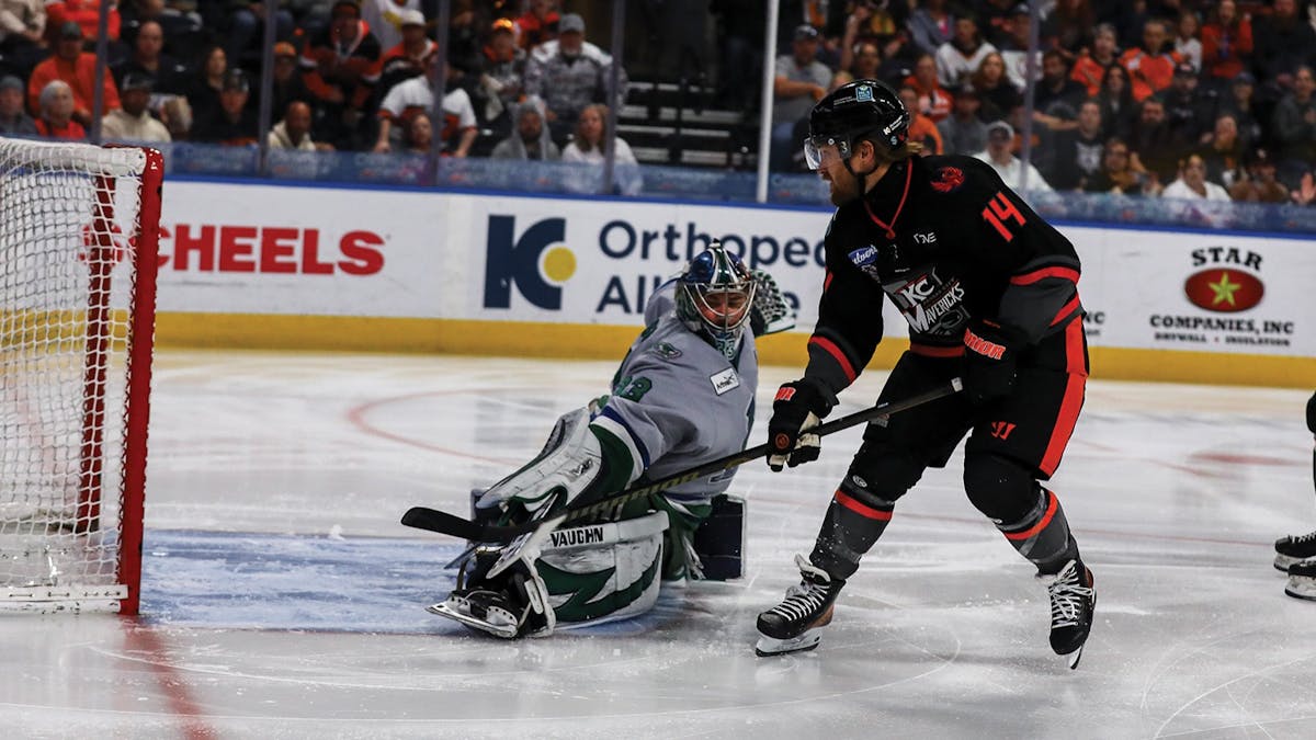 Mavericks Dominate Everblades Again, Take 2-0 Series Lead with 5-2 Win